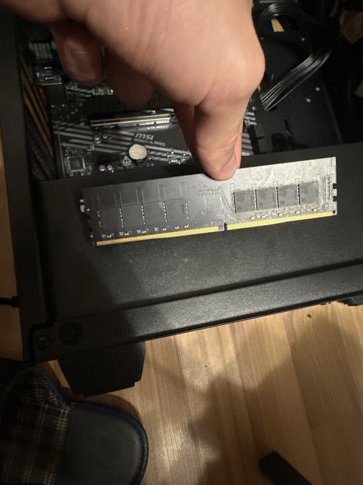 Оперативна памʼять 64gb (2x32) DDR4