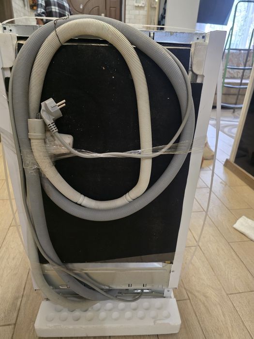 Посудомойка, встроенная  BEKO 45см б/у на 9 наборов