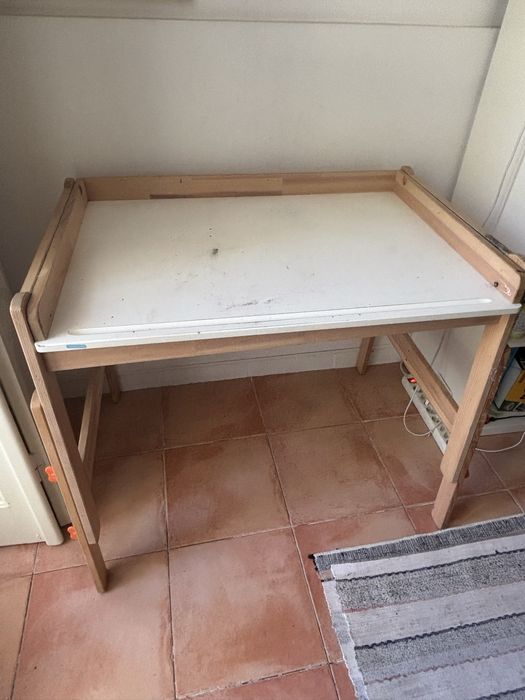 Secretaria ikea crianca