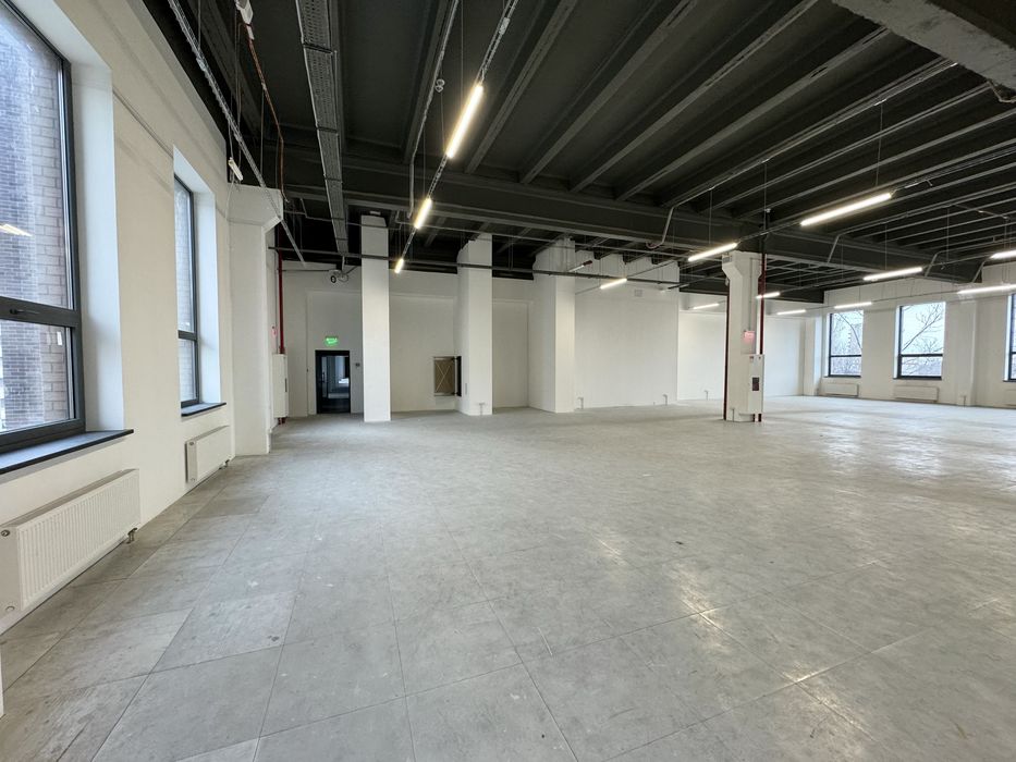 Новий, Сучасний ОФІС в БЦ, класу «А», на Угорській – 1 000 (м2)