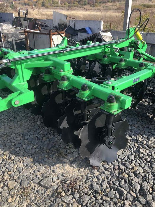 Дископлуг АГН-3.3м Велес Агро прицепна дискова борона тяжка на трактор