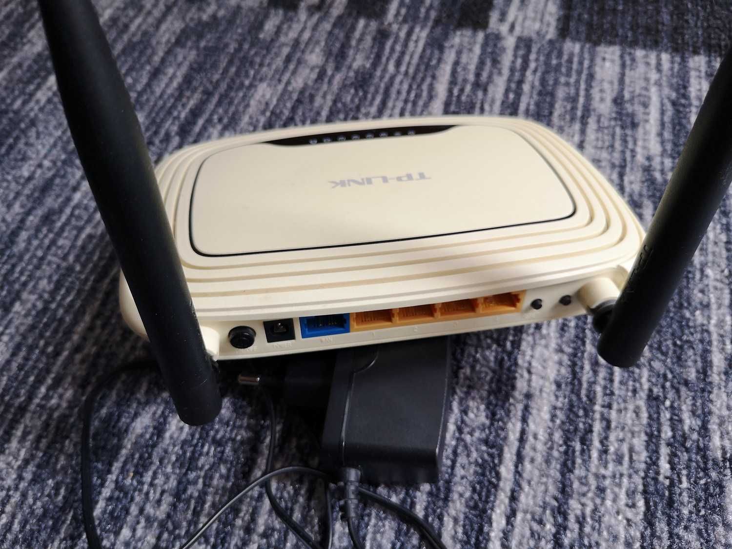 = TP-Link  TL-WR841N Router WiFi =