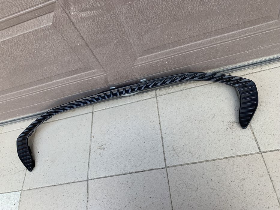 Рамка бампера Ford Mustang Mach E