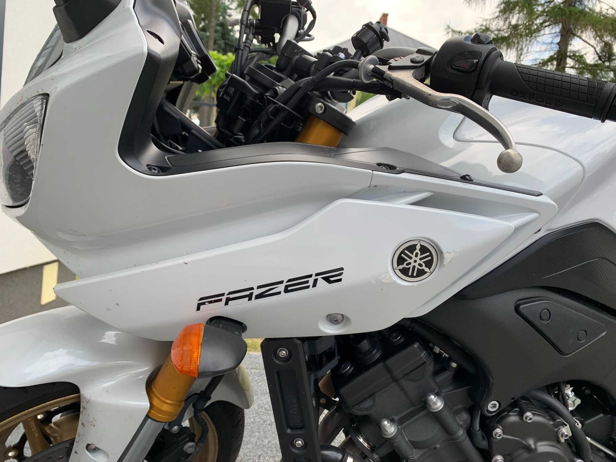 Yamaha FZ8 Fazer 800 | 2010 | 29 800 km | Biały
