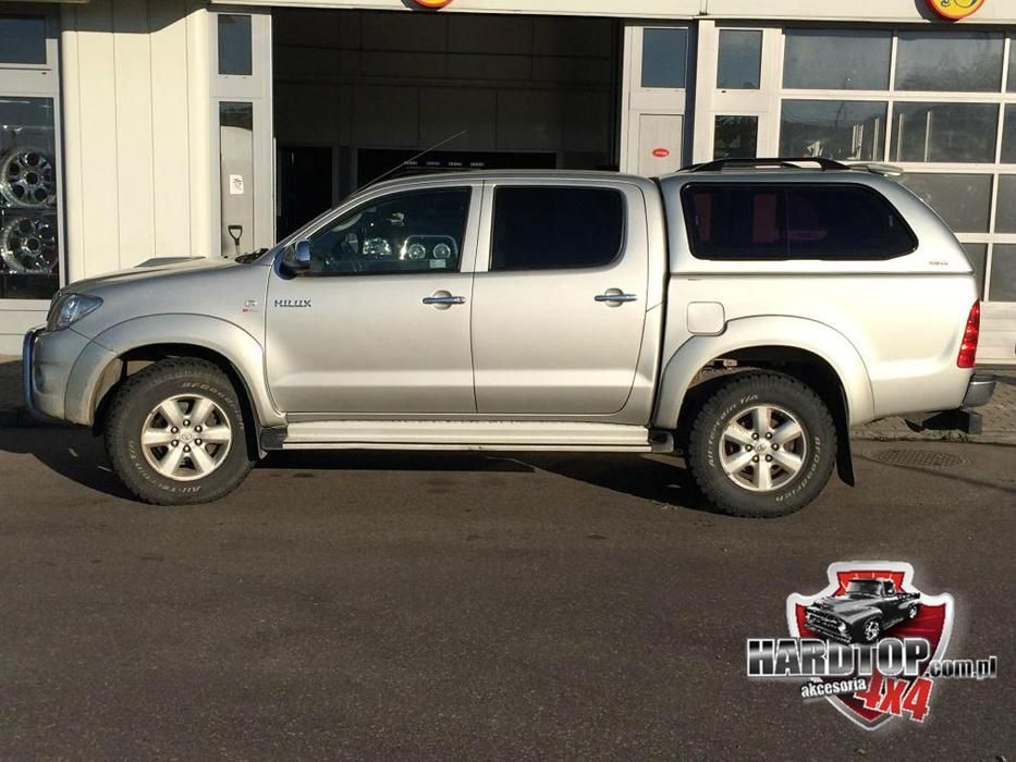 Zabudowa SJS Toyota Hilux 2005+