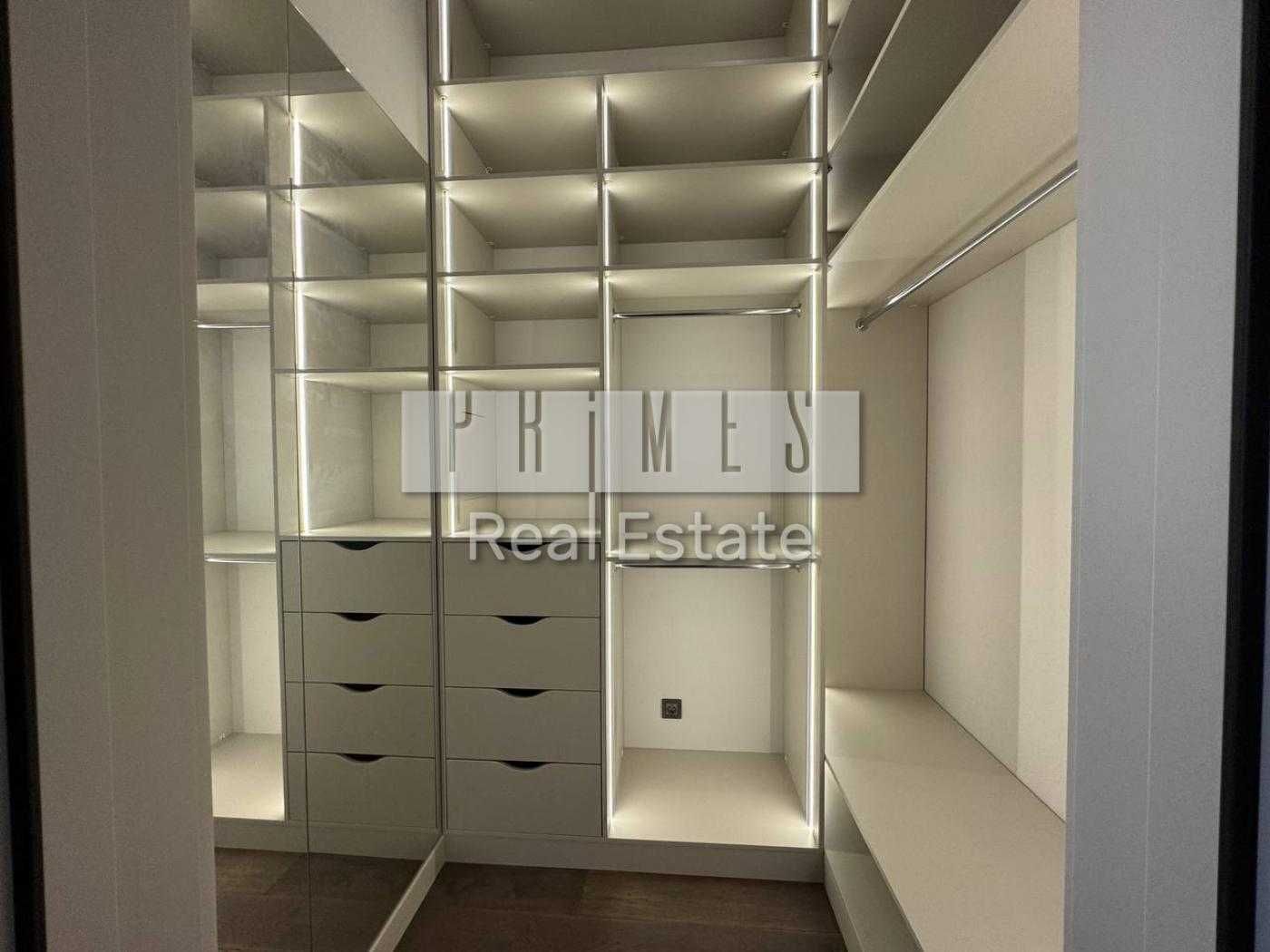 Продається  4-к  будинок площею 240 м² у КМ Green Town ,с. Крушинка