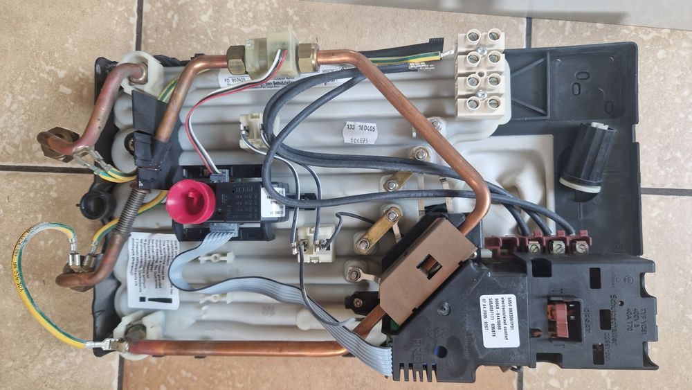 Podgrzewacz  przepływowy siemens 21kw terma.