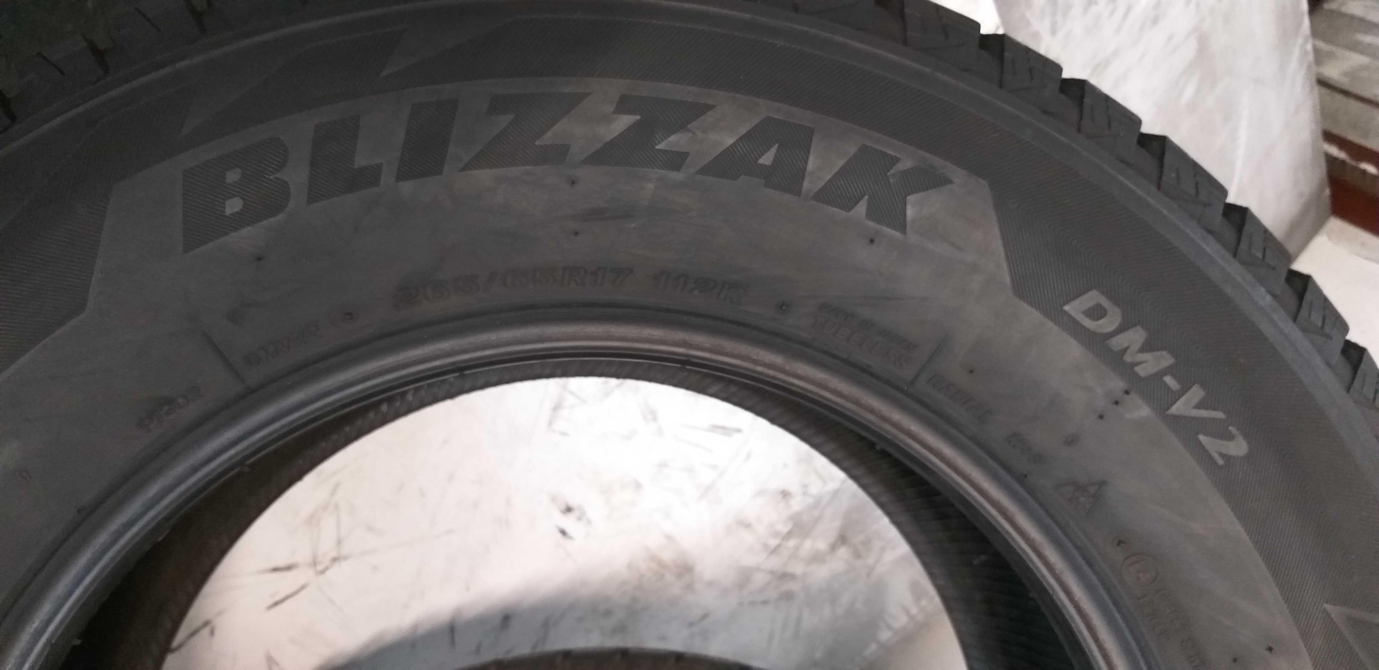 K536640M Komplet 265/65R17 112R Bridgestone Blizzak DM-V2 2014/15