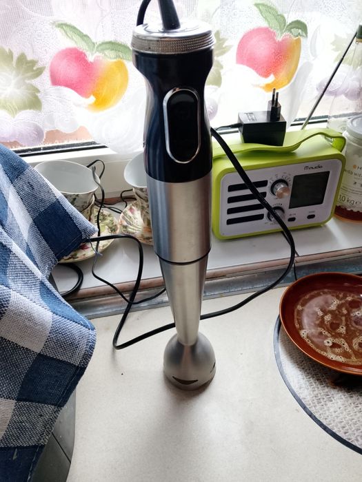 Blender moc 1000w używany stan dobry plus akcesoria