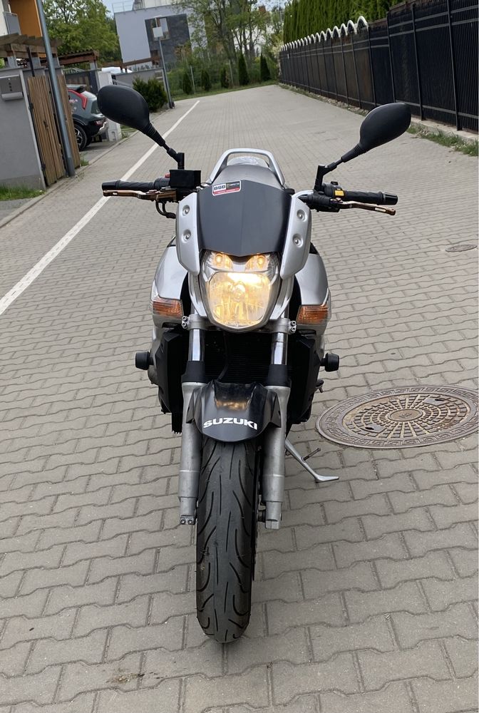 Motocykl Suzuki Gsr 600, 2006 rok, kupiony w polskim salonie