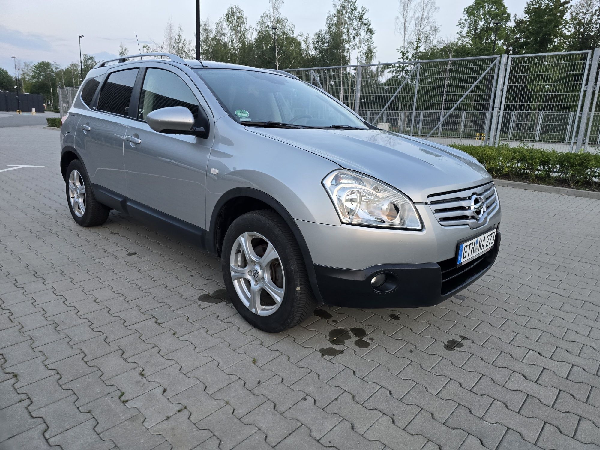 Nissan Qashqai 2+ 2,0 benzyna z Niemiec