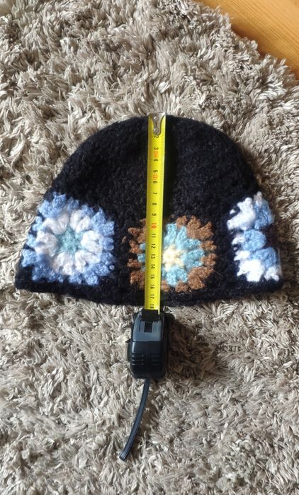 Czapka dla dziewczynki handmade zrobiona na drutach