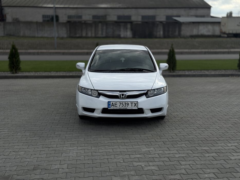 Продам Honda civic 4D
