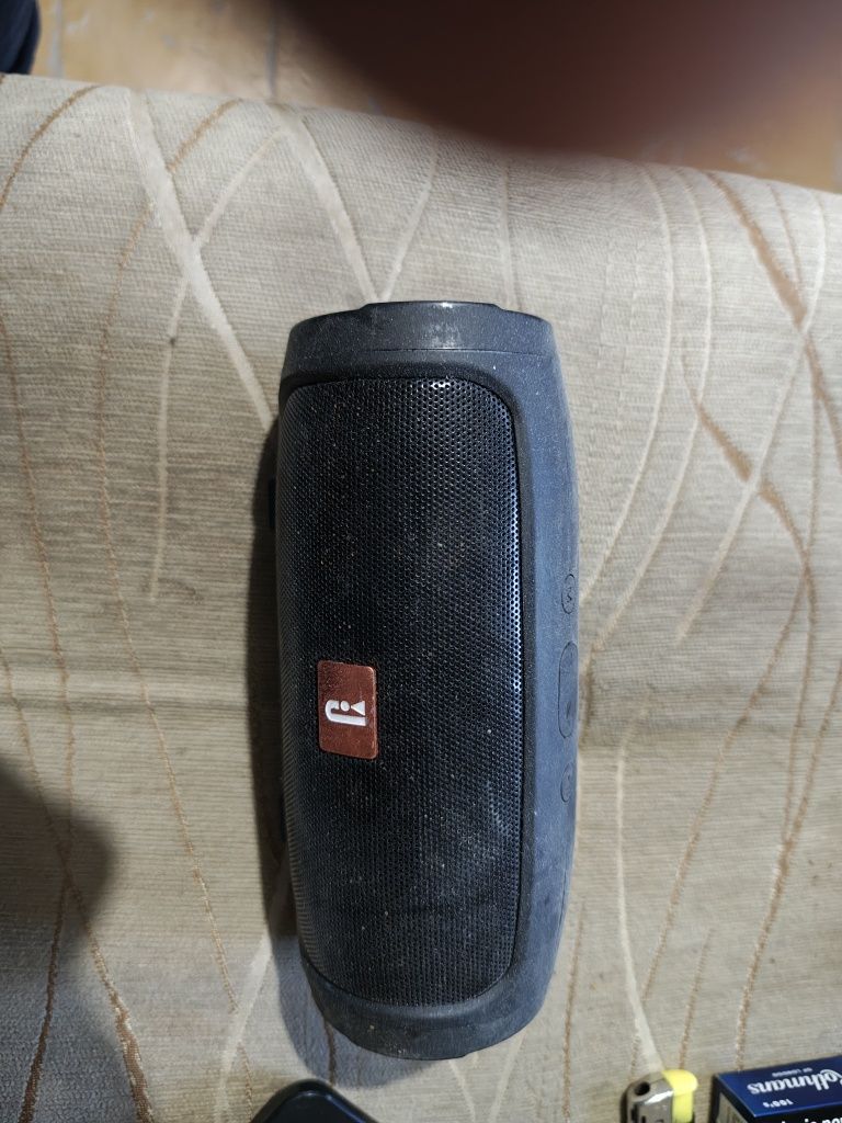 Sprzedam głośnik bluetooth