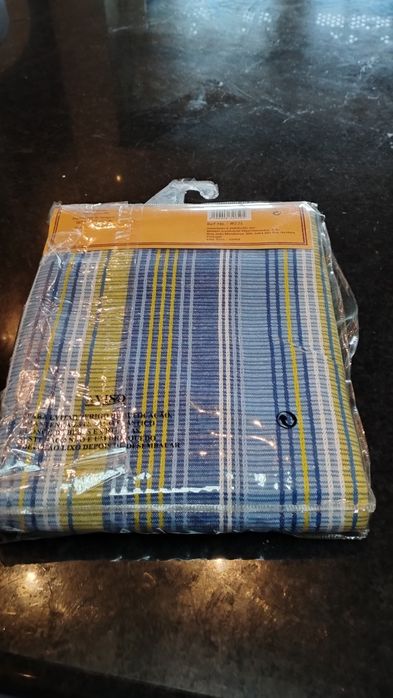 Toalha de mesa 1,50x2,50 , multicolor