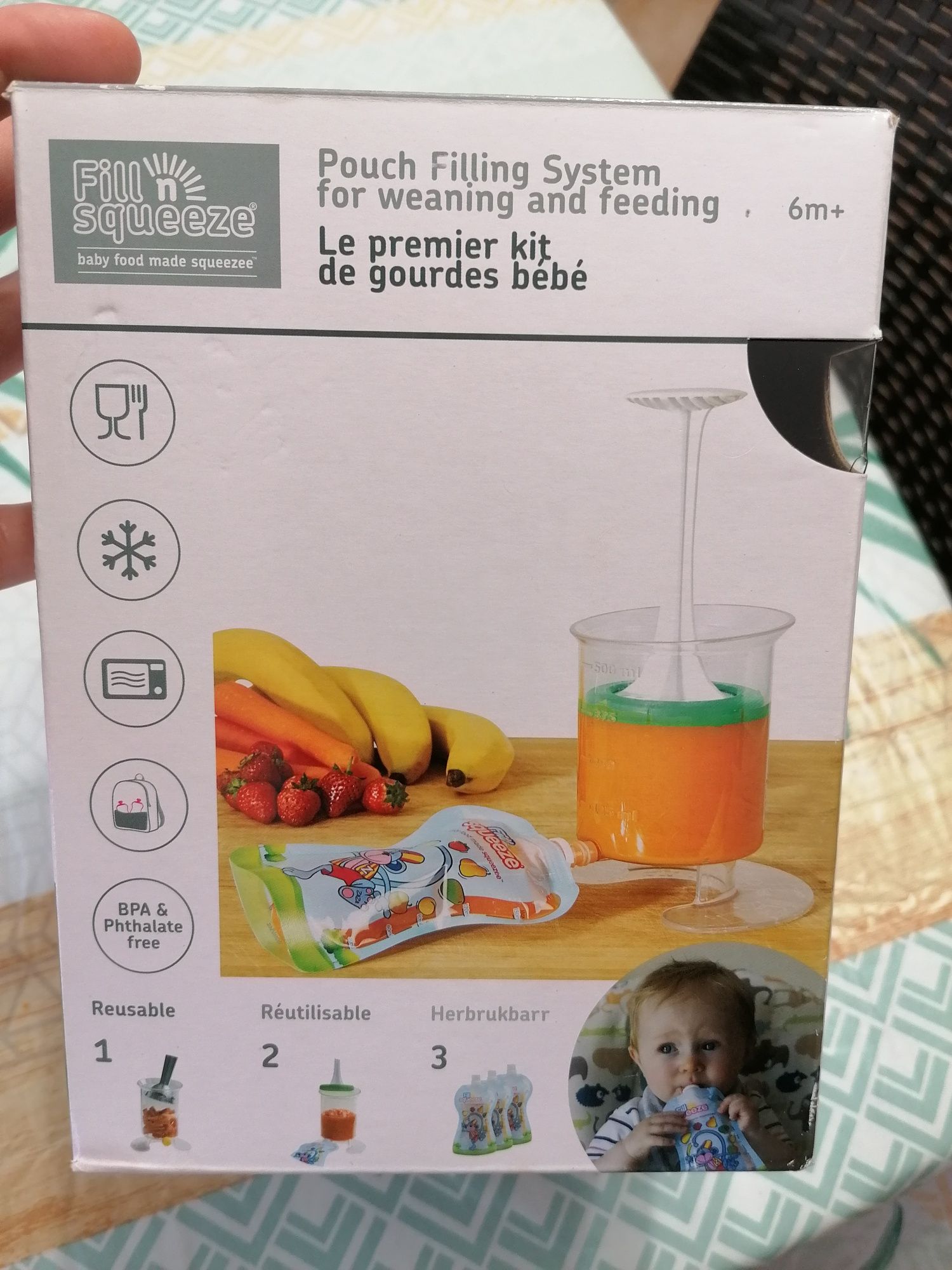 Sistema para encher frutas de beber ou Iogurtes caseiros para bebés.