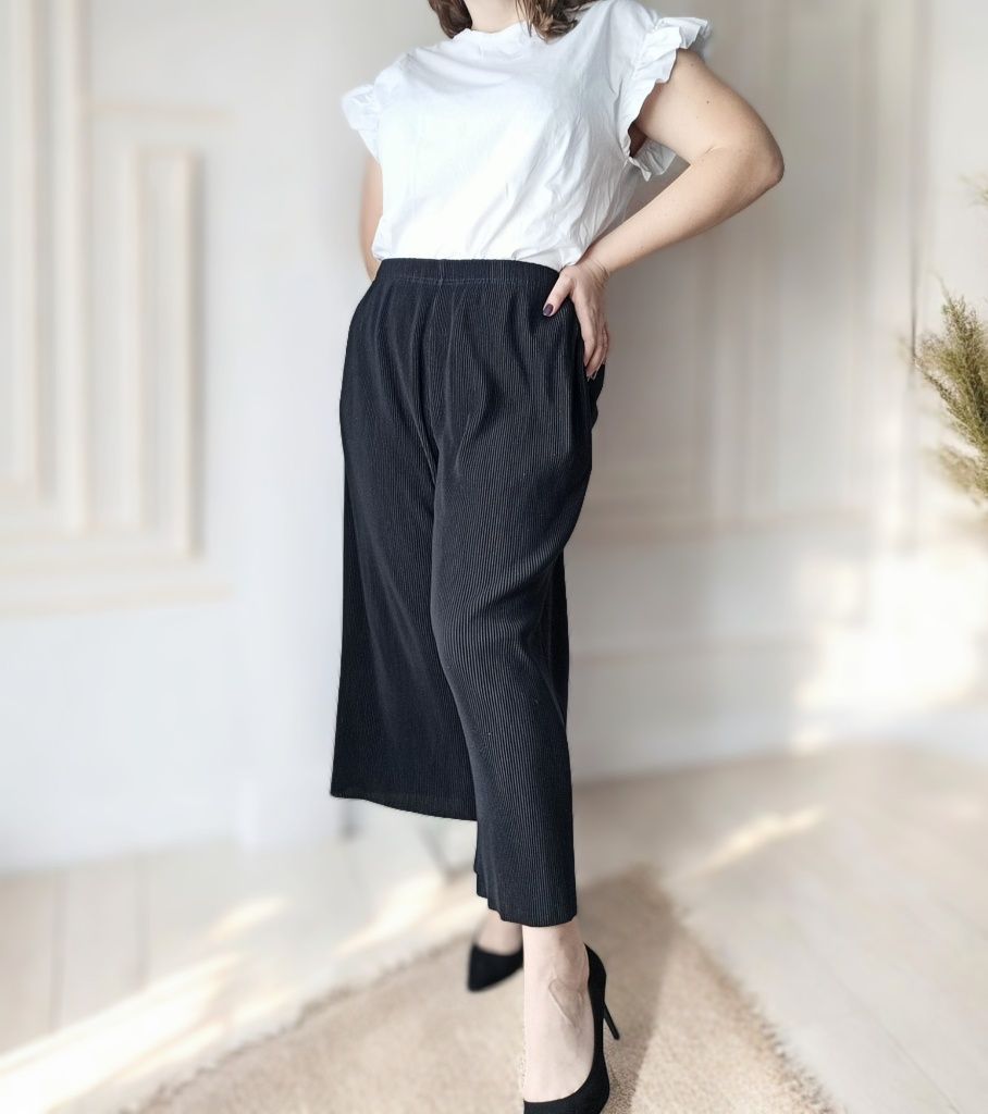 Spodnie uniqlo czarne kuloty prążek prążkowane 7/8 na gumce plus size