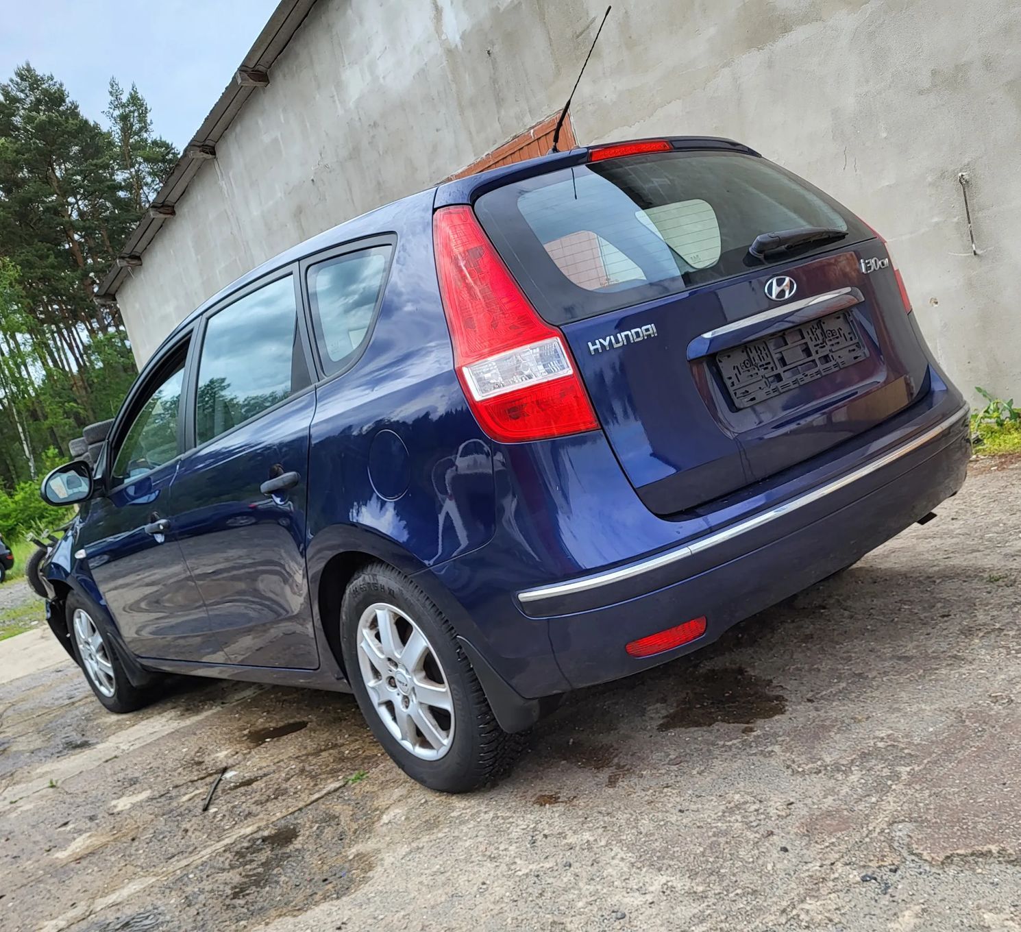 Hyundai I30 Hyundai I30 kombi 1,6 126KM klima lekko uszkodzony