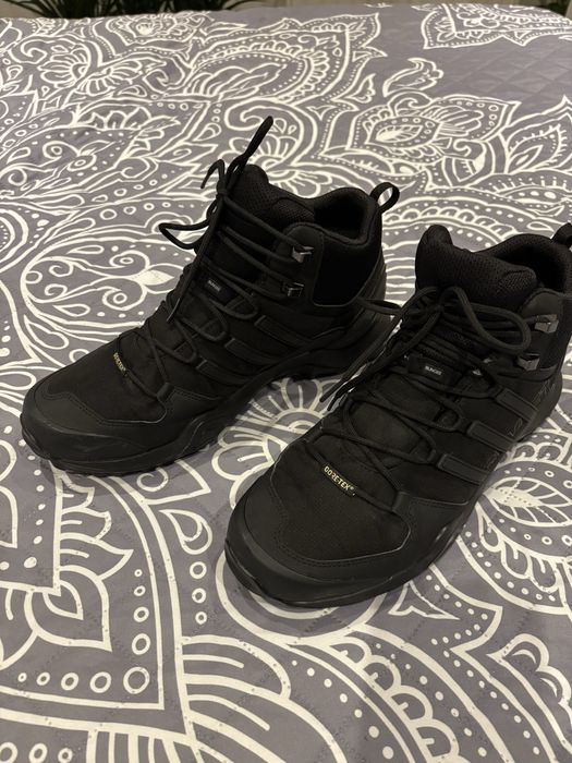 Buty męskie ADIDAS terrex swift mid 44 2/3