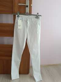 Spodnie jeansy białe nowe push up matki Goodies rozmiar 38
