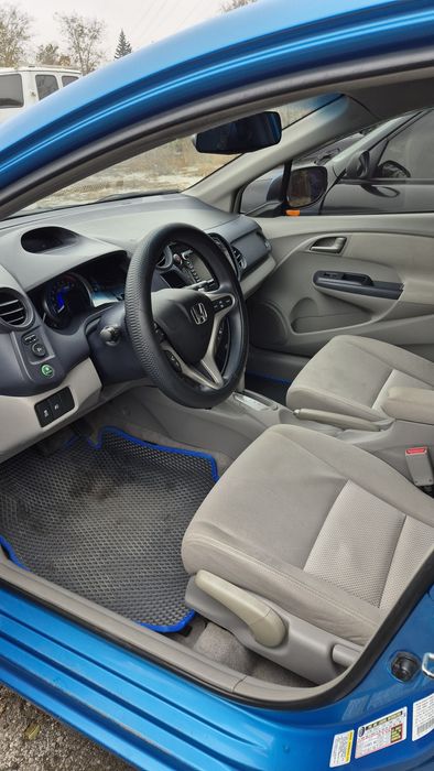 Хонда Инсайт Автомат Гибрид