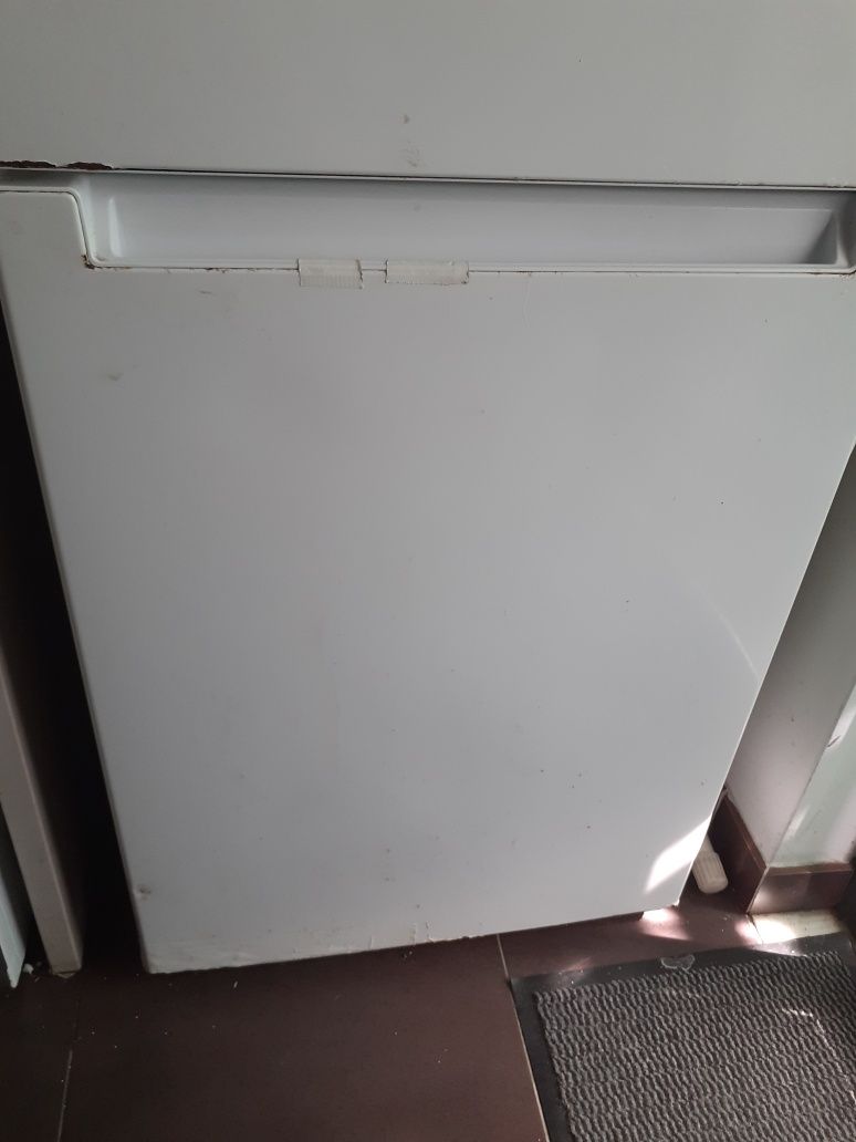 Frigorífico - INDESIT