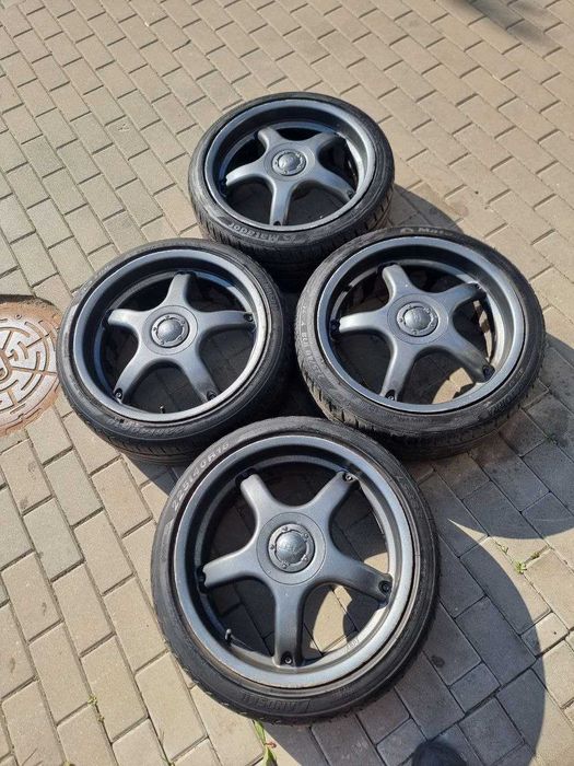 Feli aluminiowe 18" ABT (5x112) z oponami letnimi 255/40 R 18