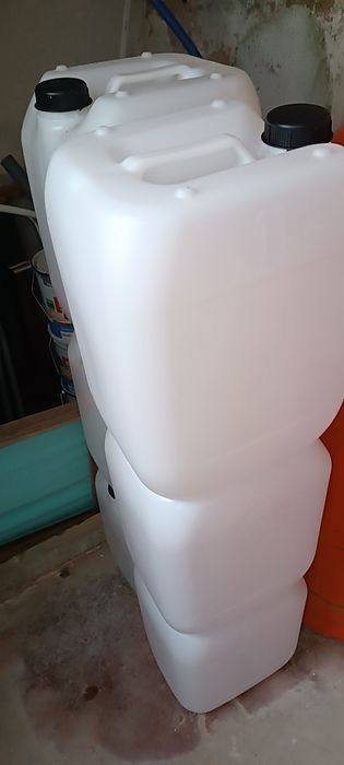 Vendo BIDÕES / JERRICANS 20 LITROS