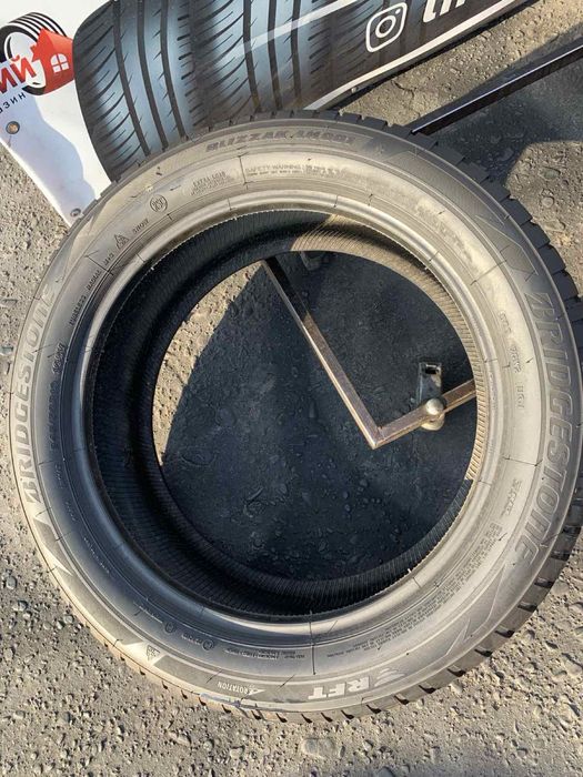 Шини 245/50 R19 пара Bridgestone ранфлет 2023p зима 7мм