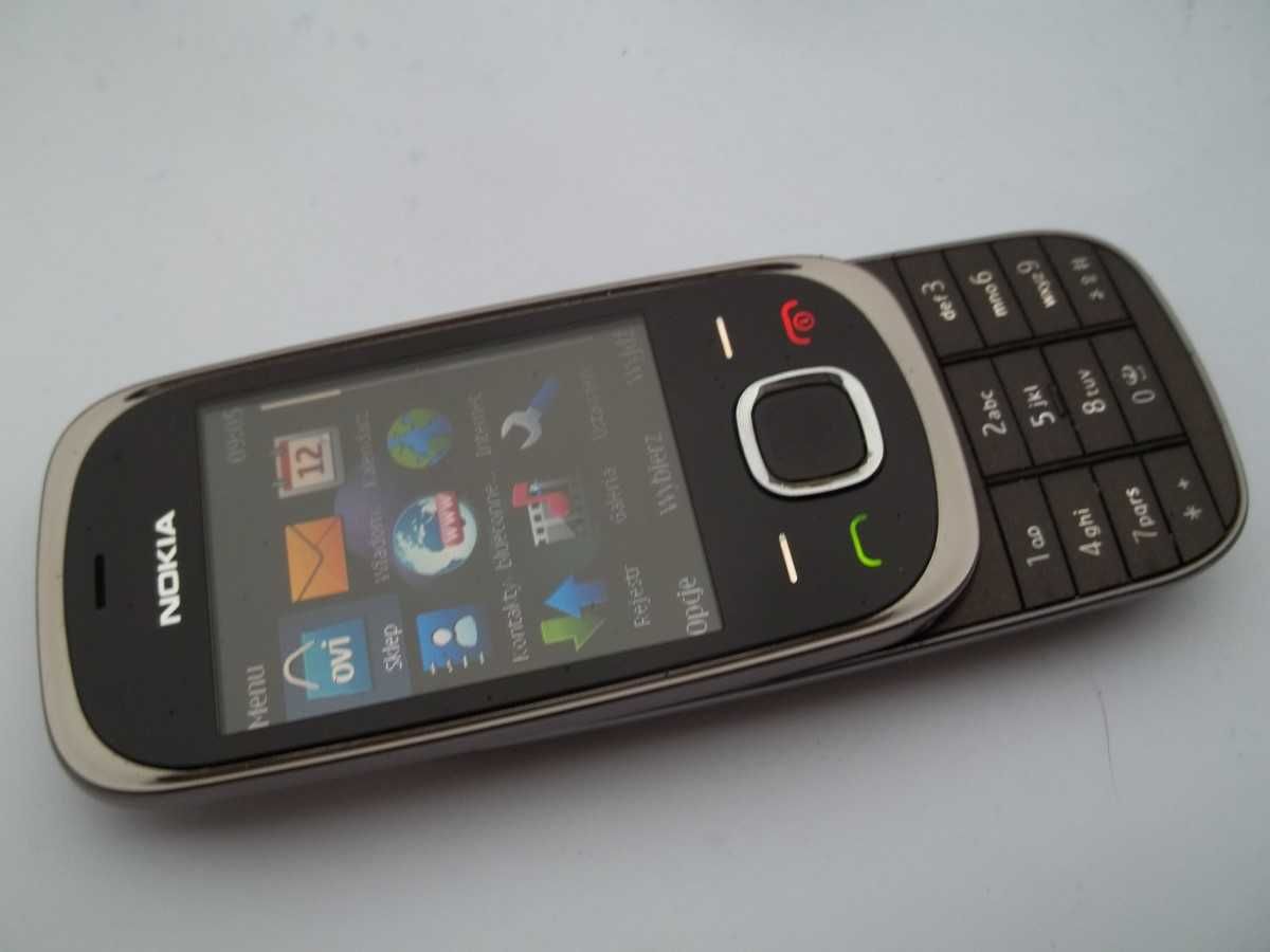 Telefon Nokia 7230 Classic - Bardzo Ładna.