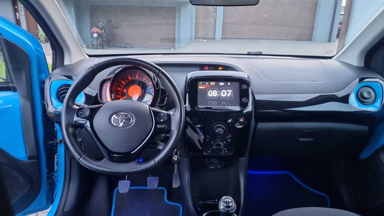 Tyota aygo carplay, tablet ,kamera
