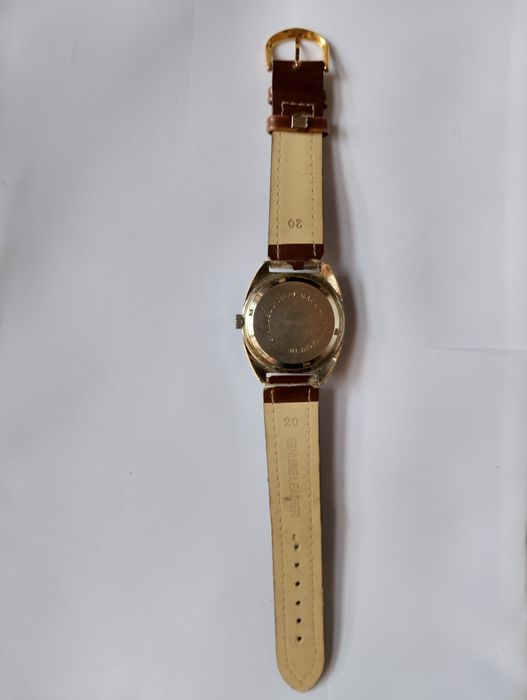 Relógio homem, de corda, Zimal