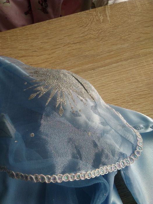 H&M r. 104/110 Kostium karnawałowy,  suknia Elzy z Krainy lodu