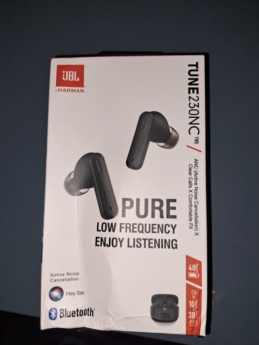 JBL 230 NC Headphones