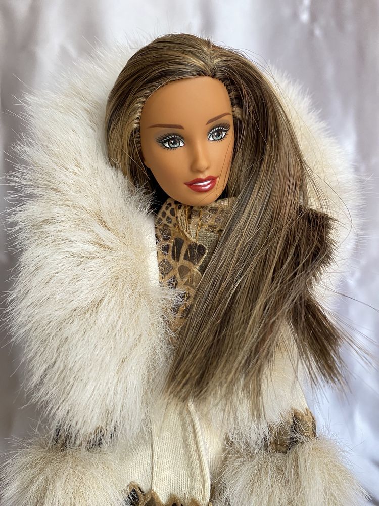Лялька Барбі Barbie молд Lara.
