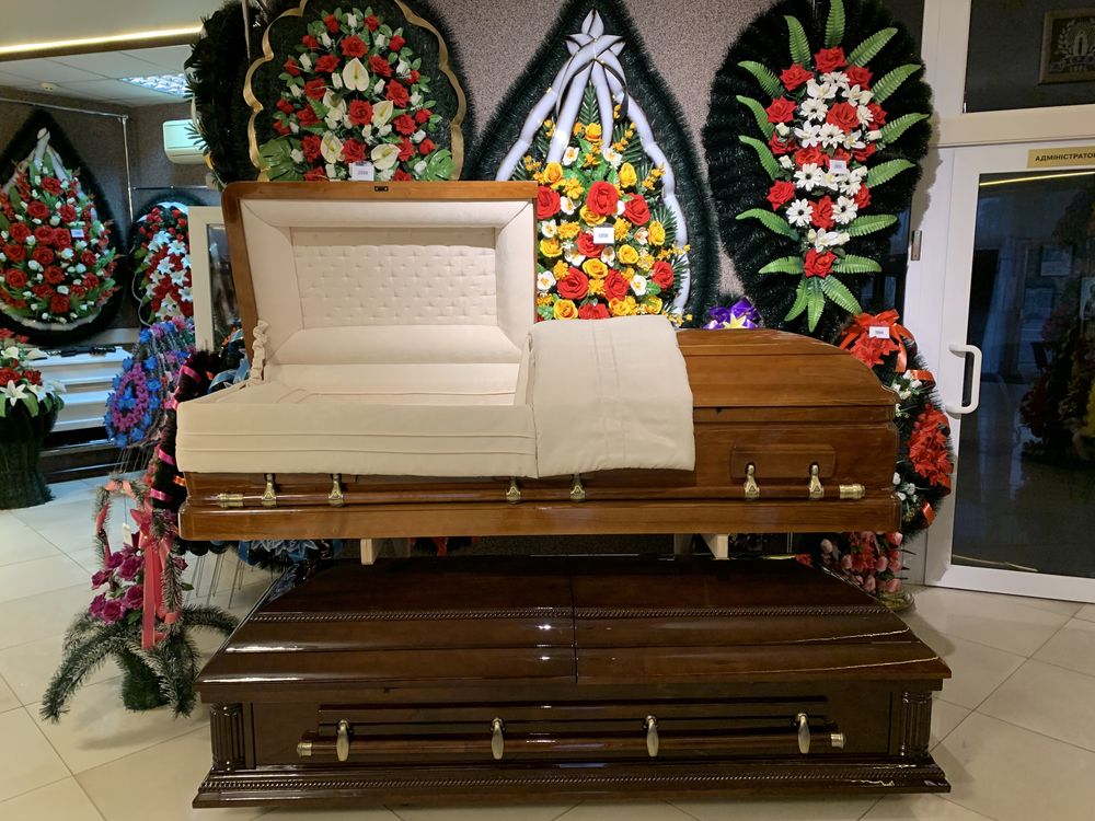 Кремація, Ритуальні послуги, перевезення померлих, катафалк.