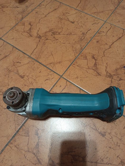 Szlifierka akumulatorowa Makita DGA452