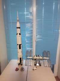 Lego Saturn V та МКС
