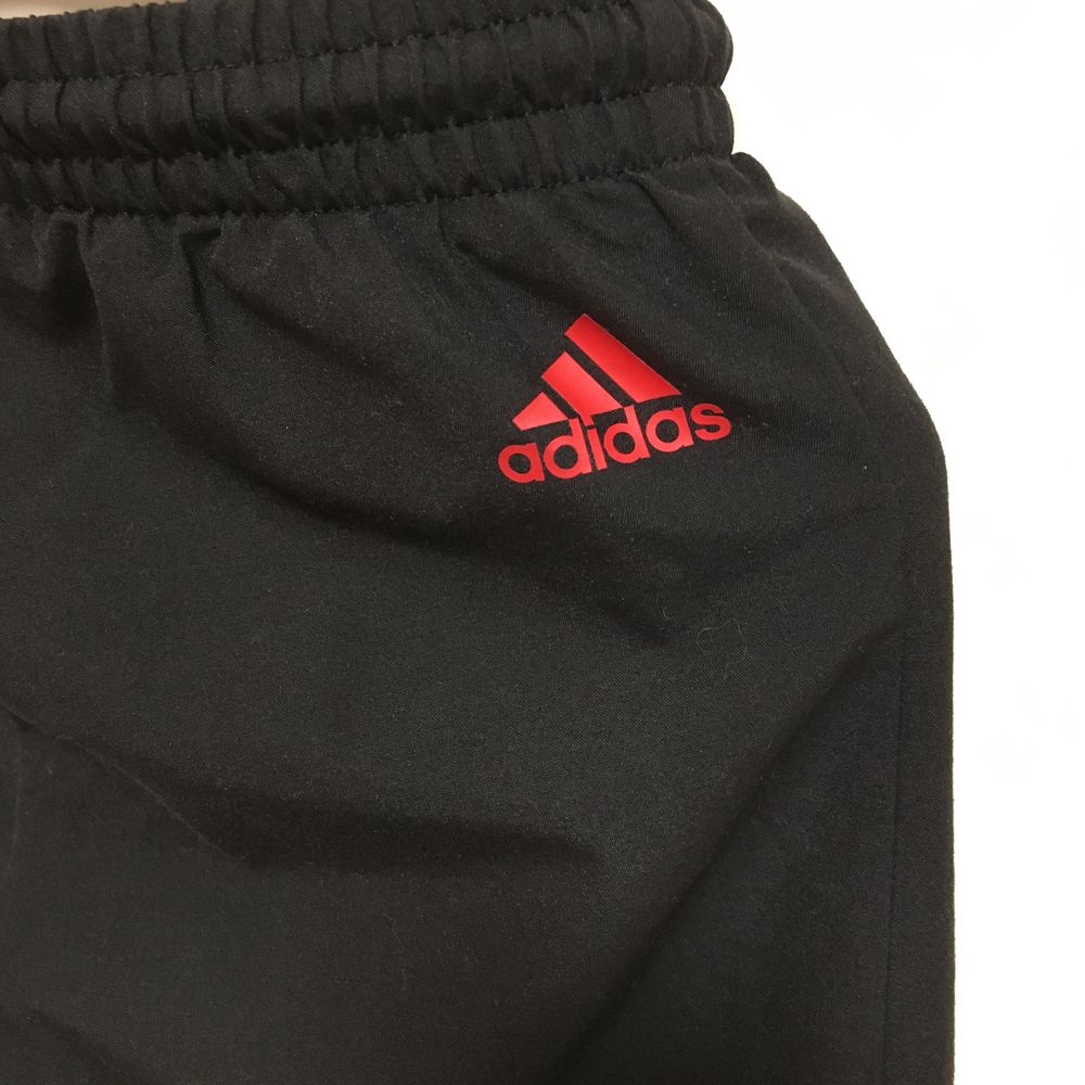 Спортивний костюм adidas