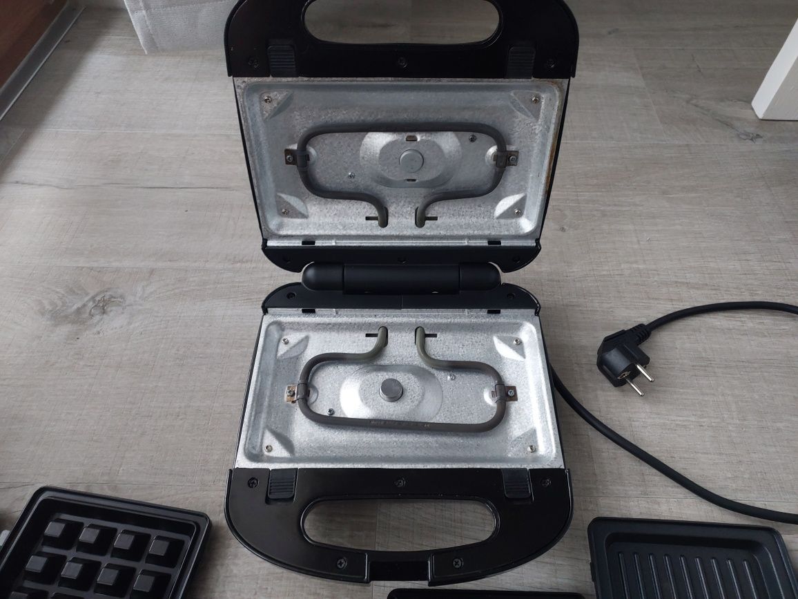 Opiekacz 3w1 Russell Hobbs Fiesta
