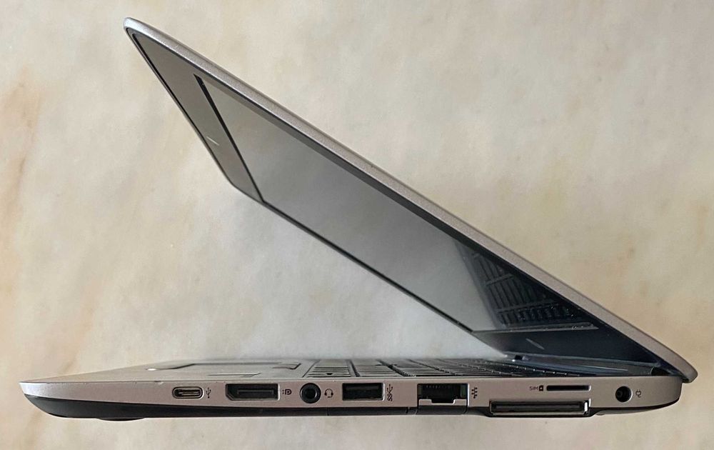 HP EliteBook 820 G3 i7