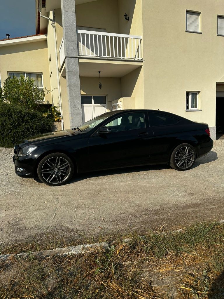 Mercedes C250 coupe automático