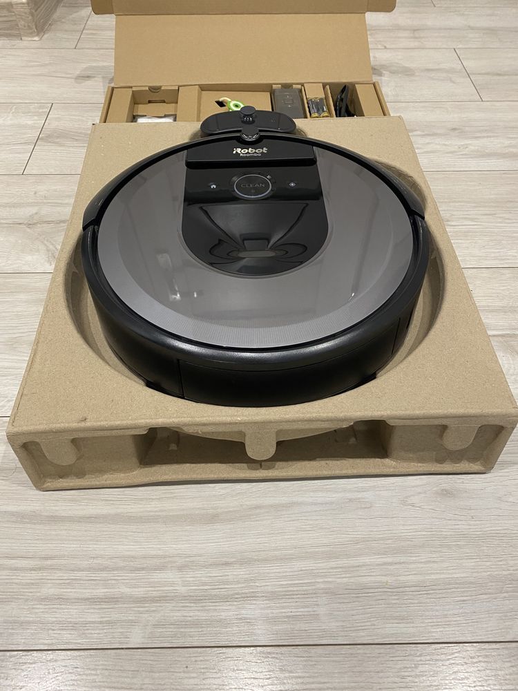 IRobot Roomba I7 - 2021