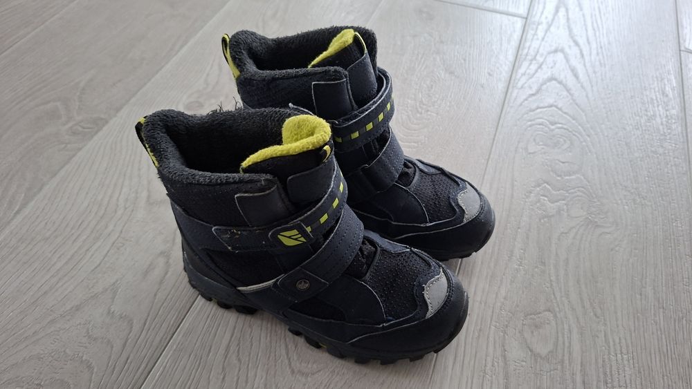 Buty zimowe dziecięce r. 32