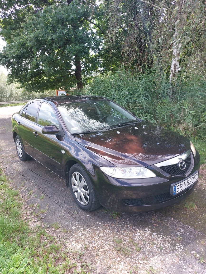 Sprzedam Mazdę/w dobrym stanie /skóra