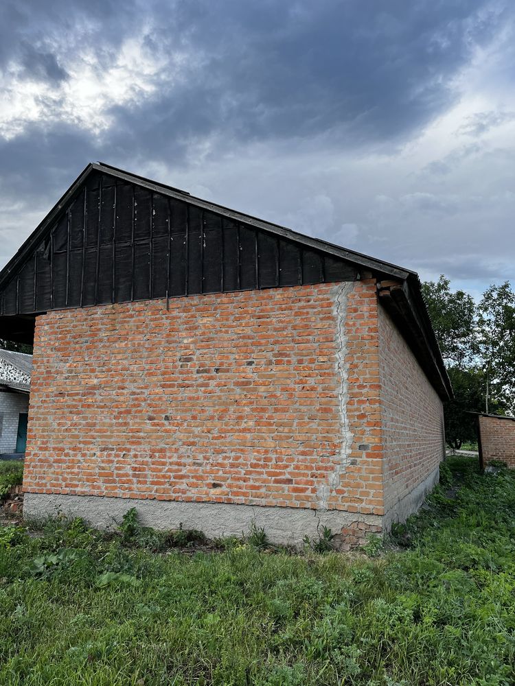 Продаж складських приміщень