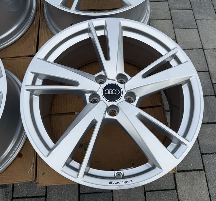 Oryginalne felgi Audi S3 A3 A4 A6 19" 5x112 8Y 8V 8P ET49 s-line