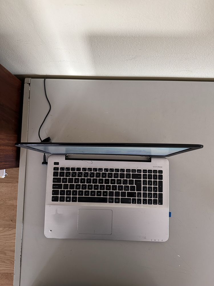 Asus X555L Portatil