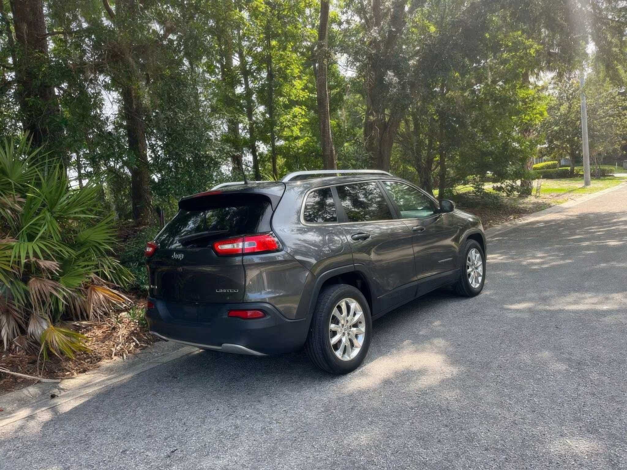 2016 Jeep Cherokee