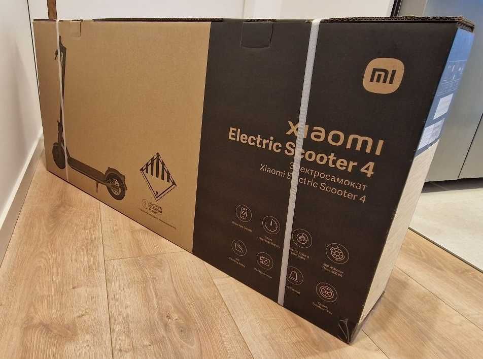 || NOVA - Trotinete Elétrica  | XIAOMI  Electric Scooter 4 Caixa Sel